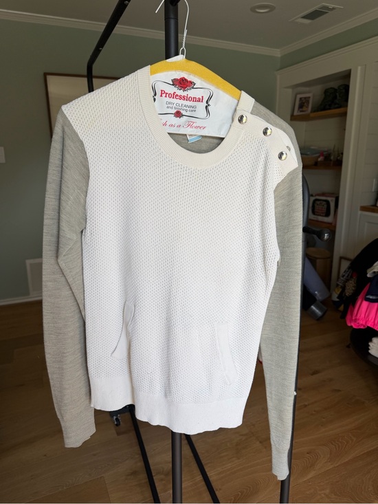 A.L.C. Sweaters - A.L.C. White Front Crewneck Sweater with Light Gray Sleeves & Shoulder Buttons